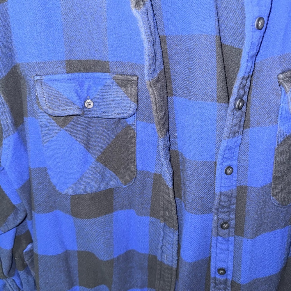 Aerie Women's Blue and Black Plaid Button Down Shirt - Picture 2 of 2